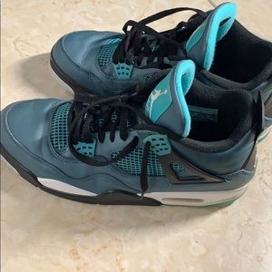 Retro Jordan 4 (Aqua) Size 11.5